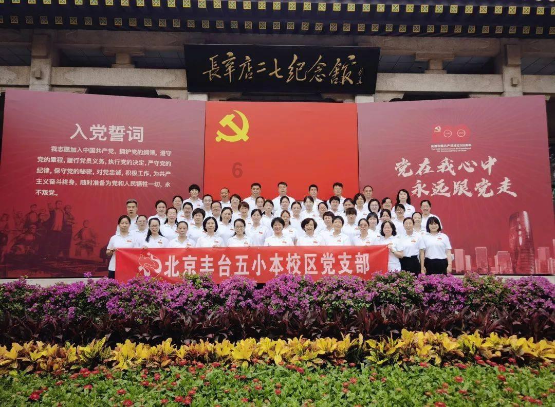 自动旋盖包装机-30KG提枪包装机